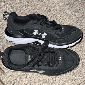 Under Armour Black Athletic Shoes